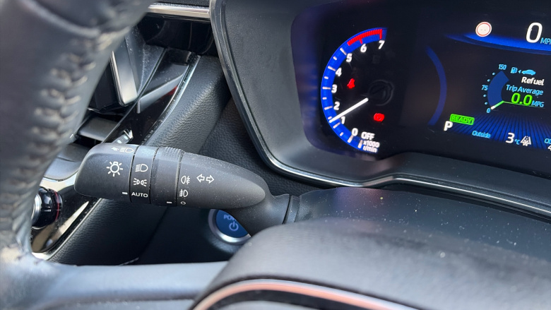 Toyota Corolla 1.8 VVT-i Hybrid Icon Tech 5dr CVT Hybrid Hatchback